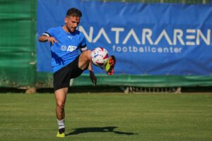 alex lorenzo entrenando